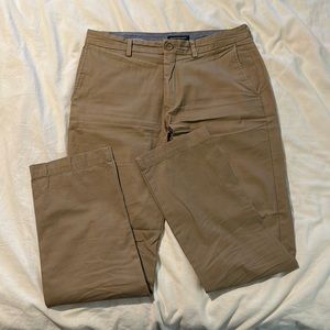 Banana, Republic Chino‘s Emerson 32,32 khakis